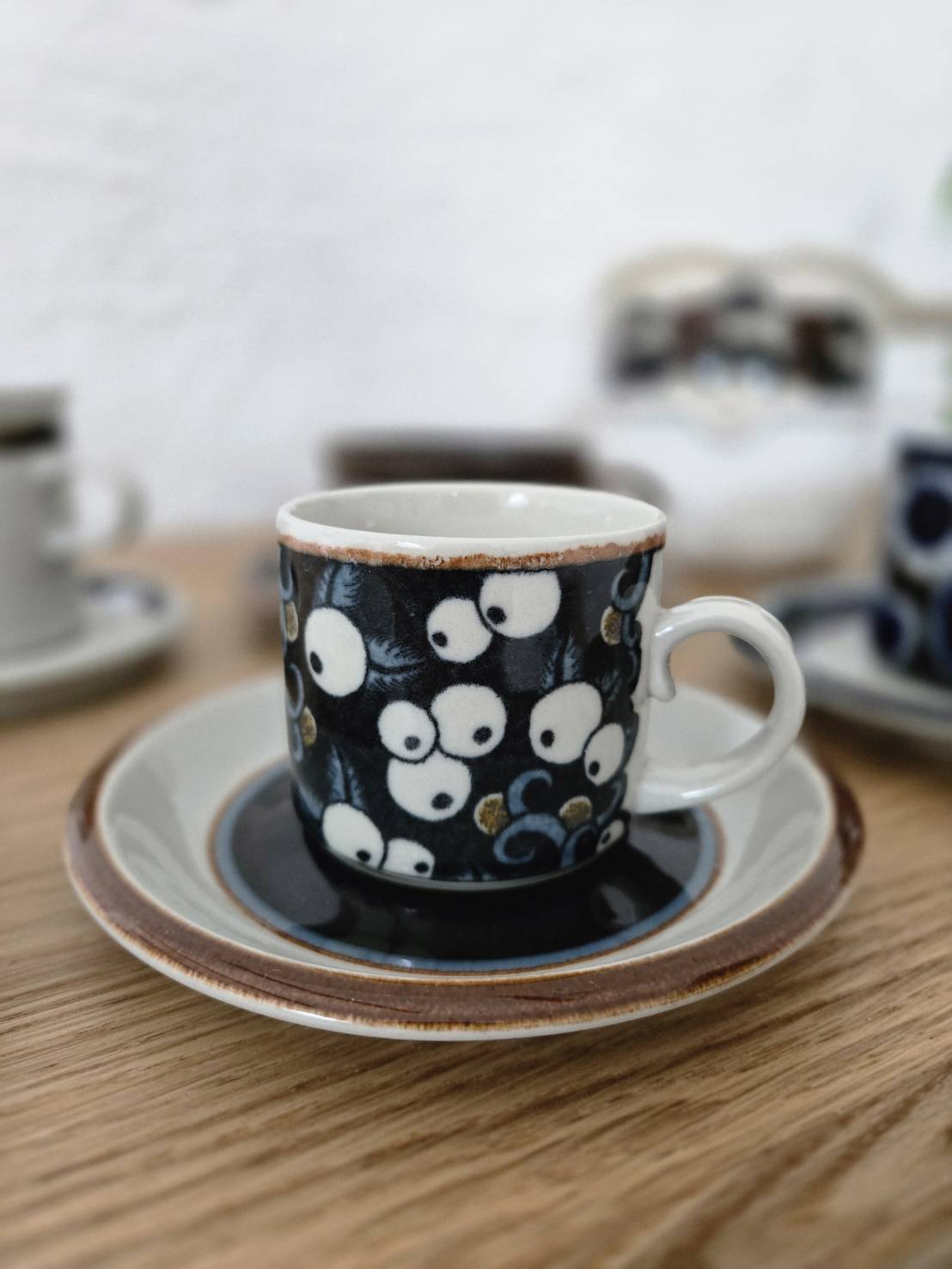 Arabia Finland • Anja Jaatinen‑Winquist • Taika •  cup & saucer